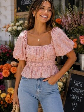 Astr Theron Floral Puff-Sleeve Peplum Crop Top